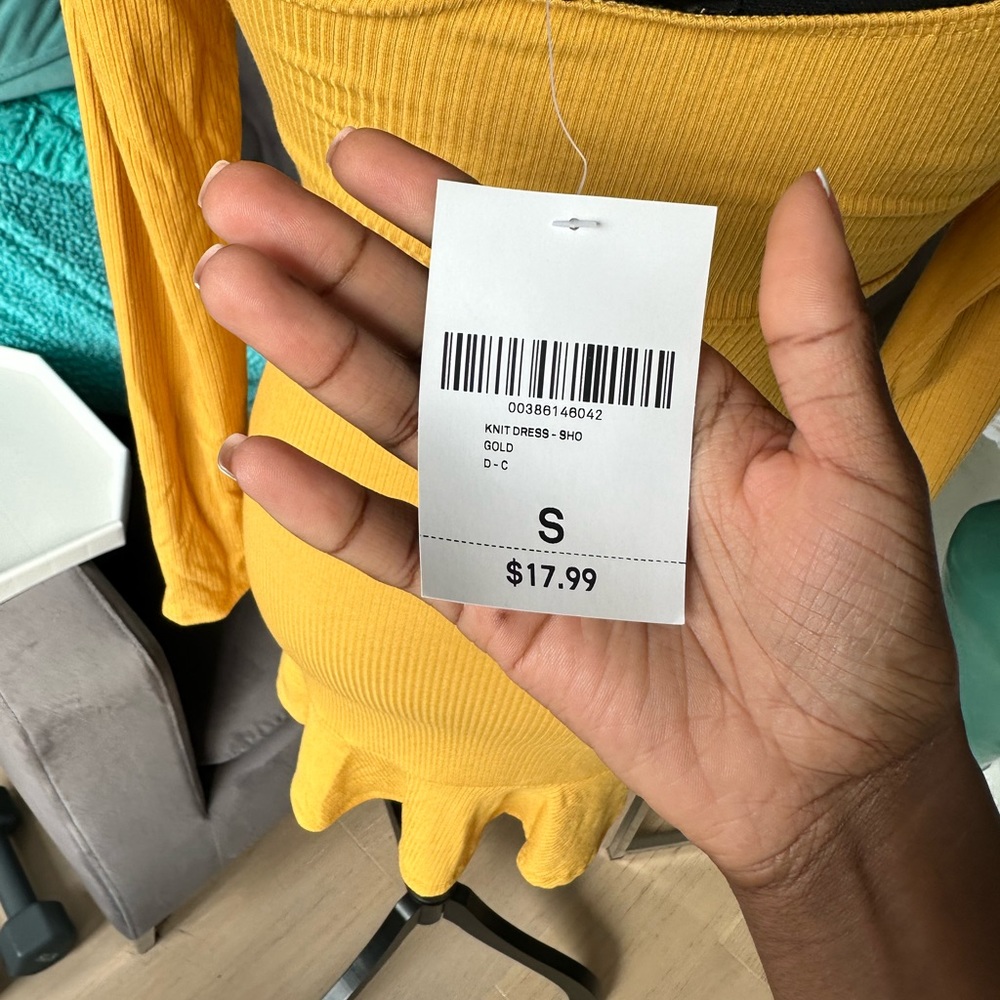 Square Neck Ruffle Dress - Picture 2 of 3